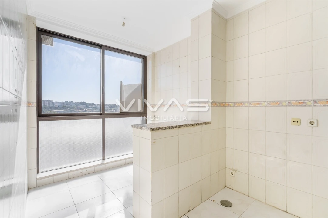 Apartamento T3 para Venda em Ferreiros e Gondizalves Foto 9