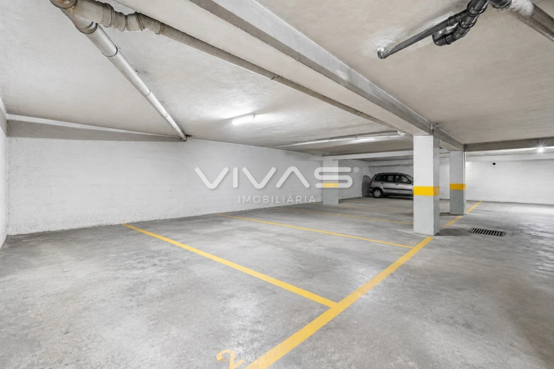 Apartamento T3 para Venda em Ferreiros e Gondizalves Foto 29