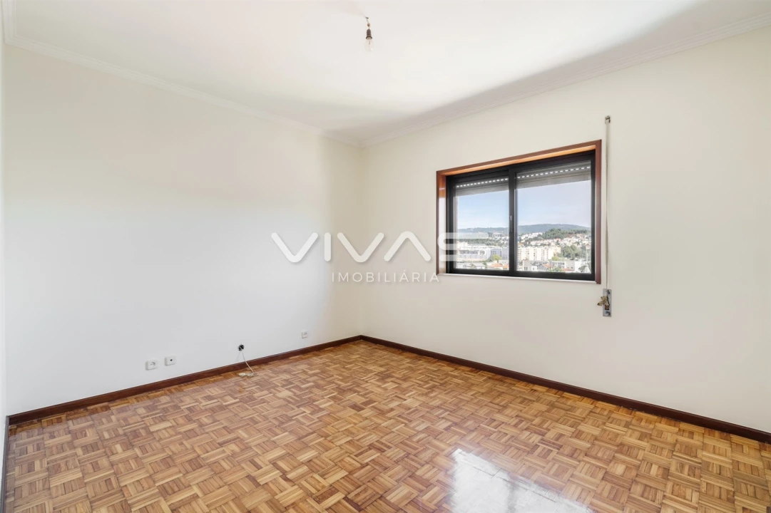 Apartamento T3 para Venda em Ferreiros e Gondizalves Foto 20