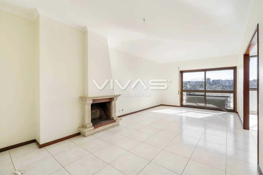Apartamento T3 para Venda em Ferreiros e Gondizalves Foto 12