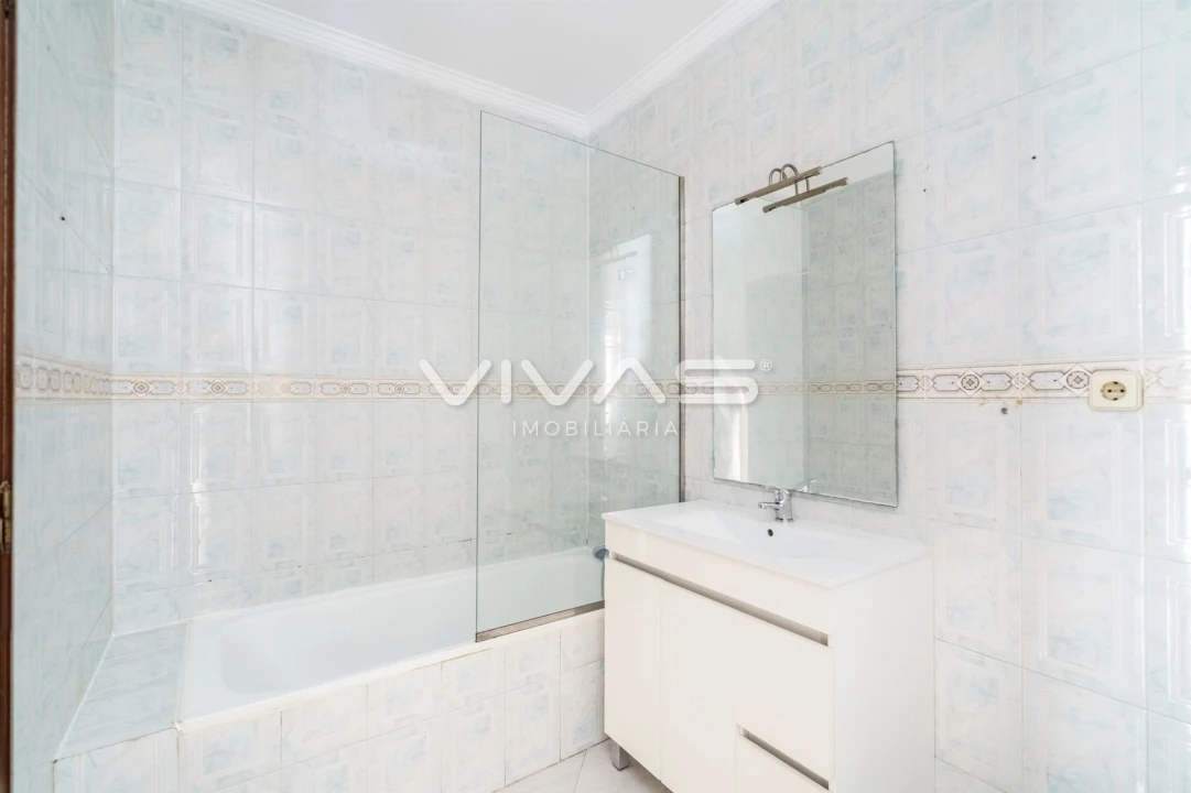 Apartamento T3 para Venda em Ferreiros e Gondizalves Foto 16