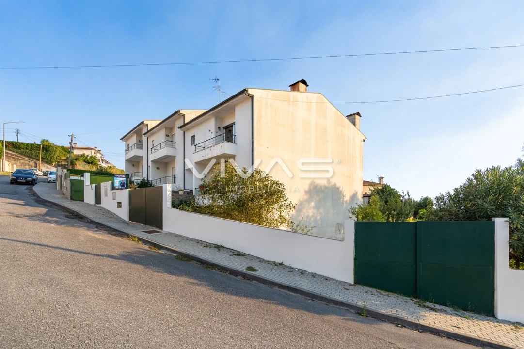 Moradia T3 para Venda em Vila Verde e Barbudo Foto 29