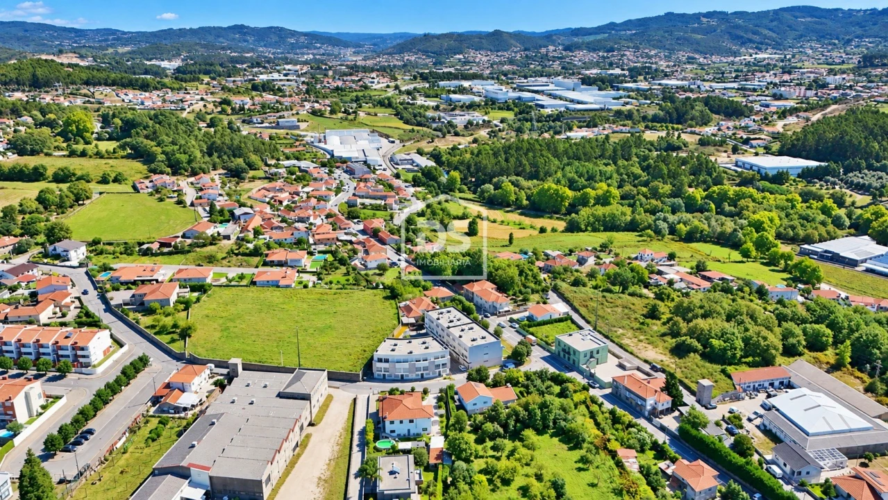 Moradia T3 para Venda em Lordelo Foto 43