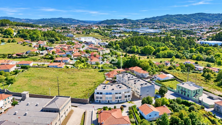 Moradia T3 para Venda em Lordelo Foto 41