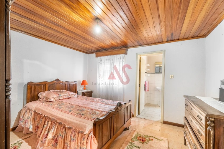 Moradia T5 para Venda em Margaride, Várzea, Lagares, Varziela, Moure Foto 18