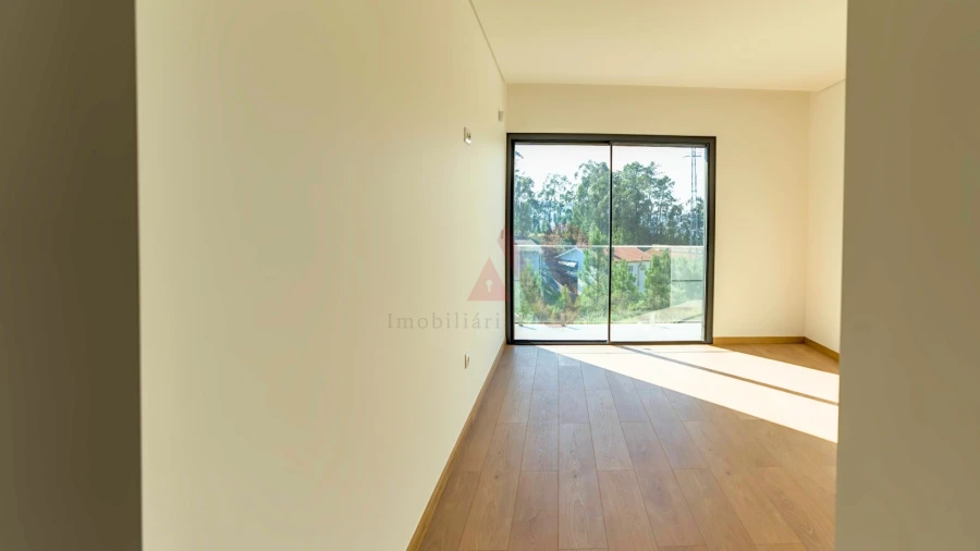 Moradia T3 para Venda em Lobão, Gião, Louredo e Guisande Foto 9