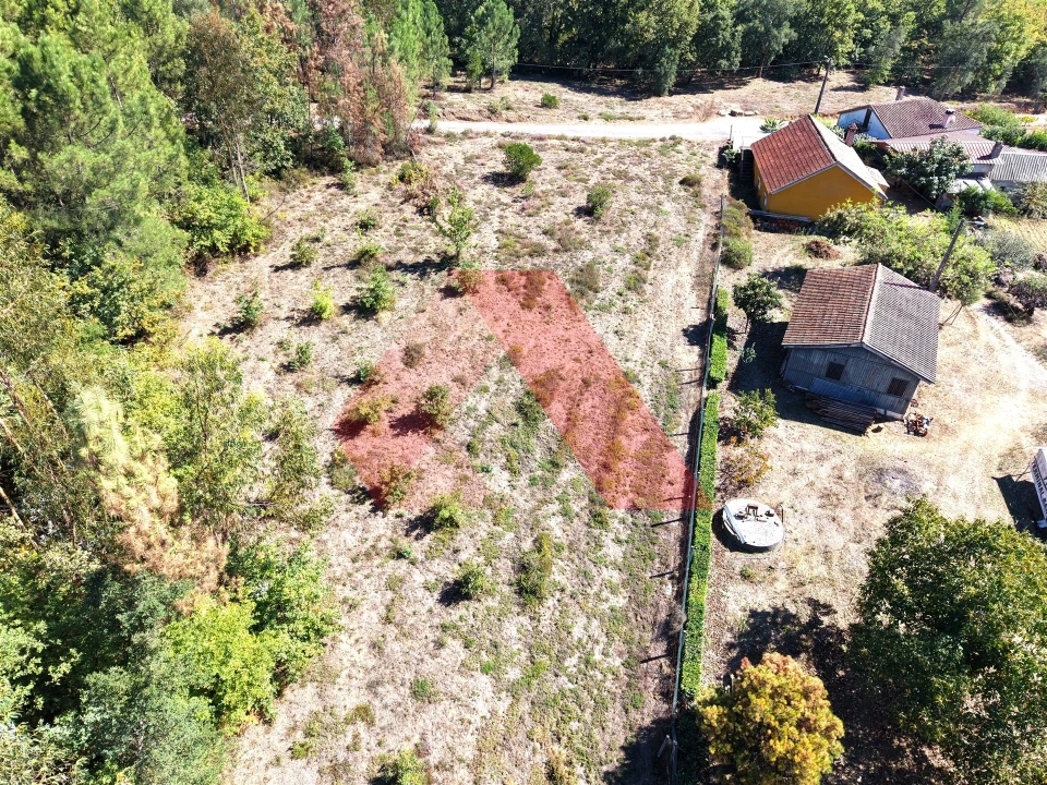 Terreno para Venda em Espariz e Sinde Foto 5