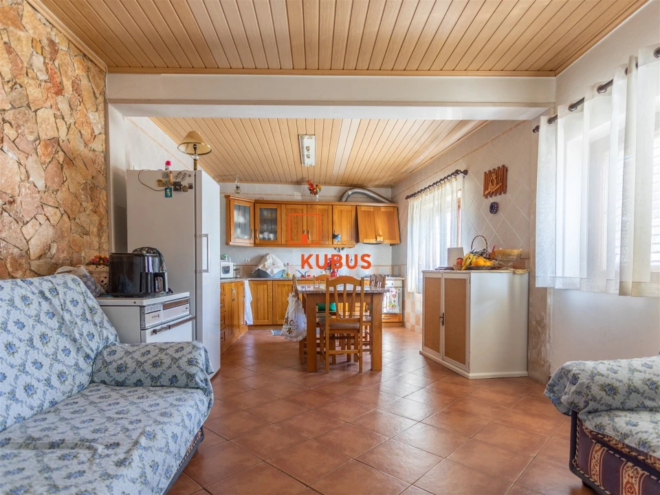 Moradia T5 para Venda em Abrã Foto 1