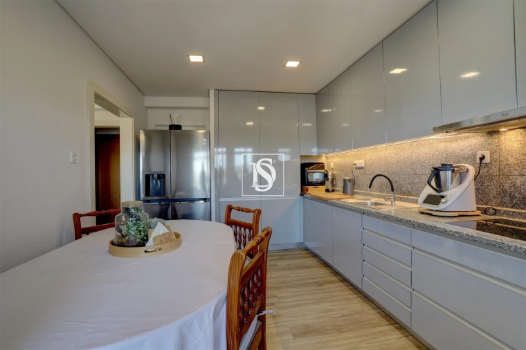 Apartamento T3 para Venda em Macieira da Maia Foto 2