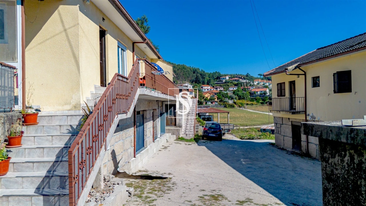Moradia T2 para Venda em Fregim Foto 23