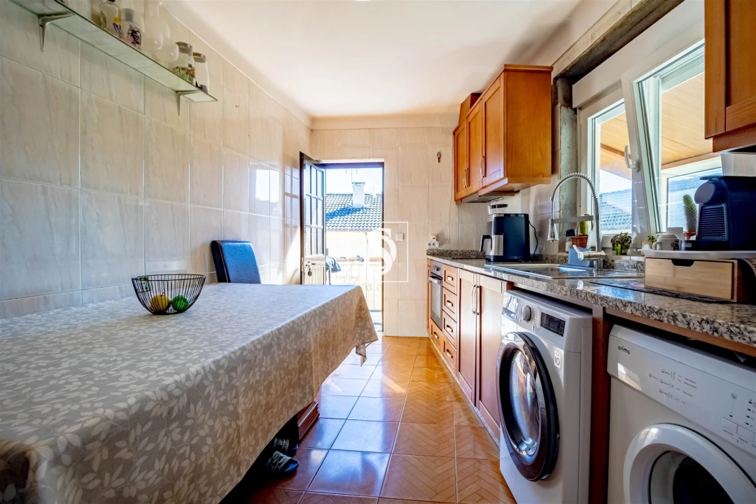 Moradia T2 para Venda em Fregim Foto 16