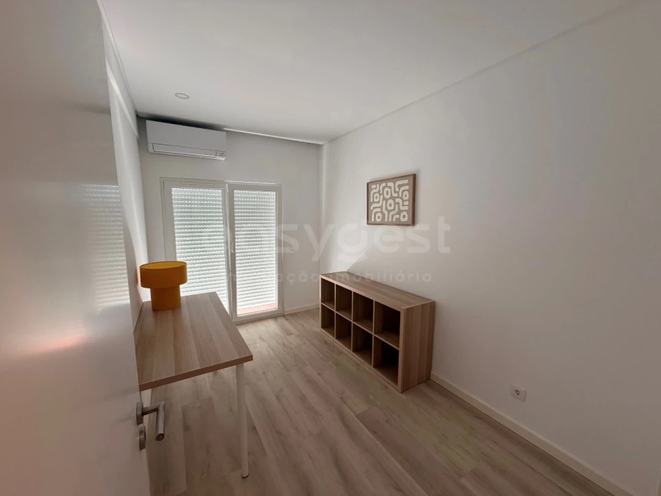 Apartamento T3 para Arrendamento em União das Freguesias de Setúbal Foto 2