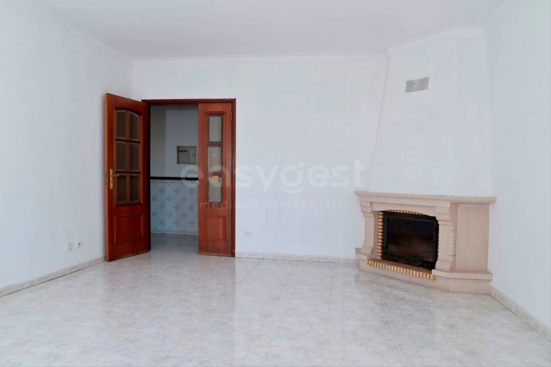 Apartamento T1 para Venda em Montijo e Afonsoeiro Foto 3
