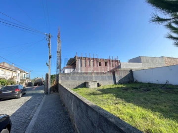 Moradia T3 para Venda em Póvoa de Varzim, Beiriz e Argivai