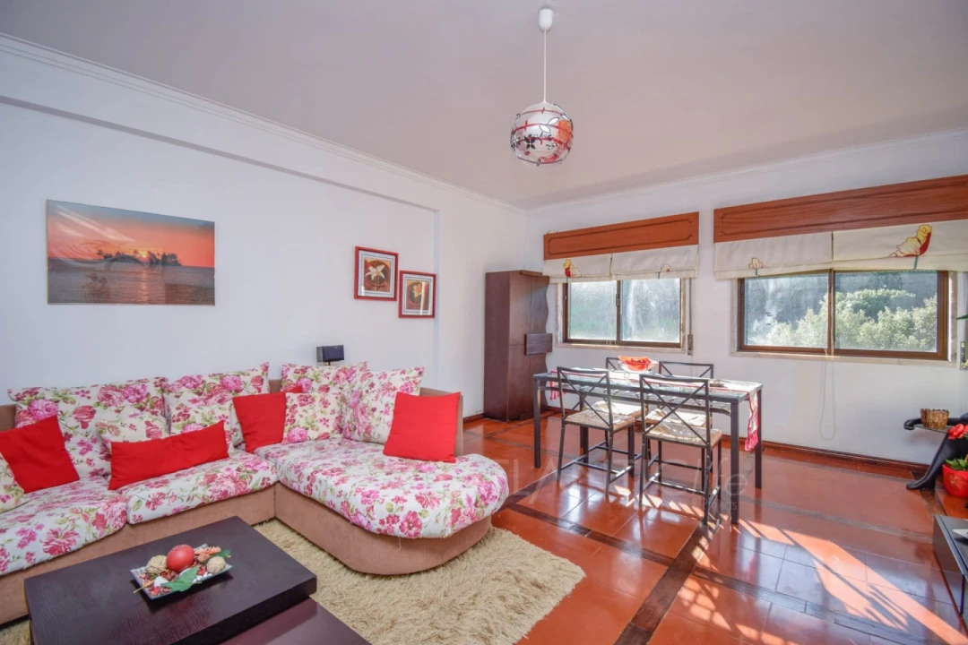 Apartamento T2 para Venda em Cacém e São Marcos Foto 3