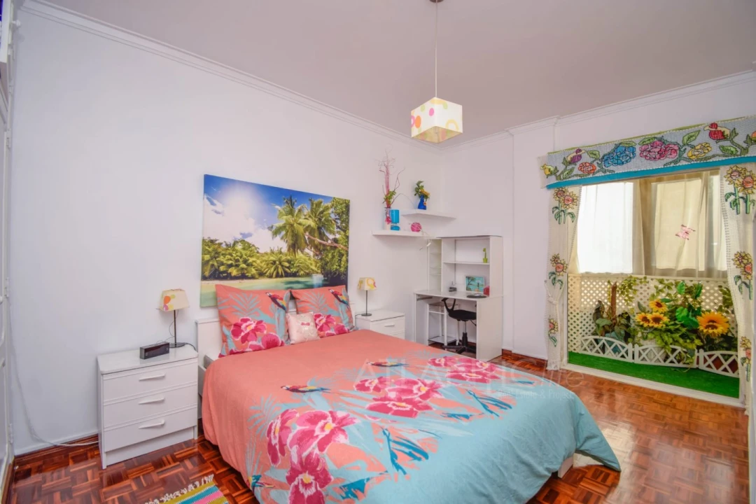 Apartamento T2 para Venda em Cacém e São Marcos Foto 13
