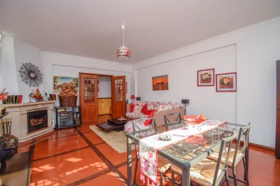 Apartamento T2 para Venda em Cacém e São Marcos