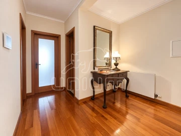 Apartamento T3 para Venda em Santa Maria Maior e Monserrate e Meadela