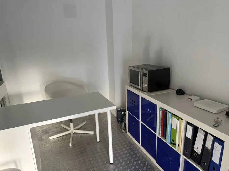 Negócio para Venda em Alvalade Foto 2