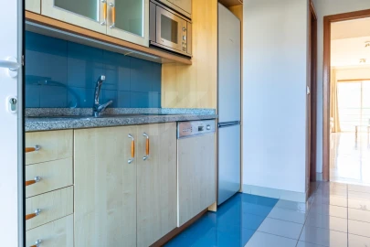 Apartamento T2 para Arrendamento em São Martinho