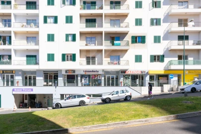 Apartamento T2 para Arrendamento em São Martinho