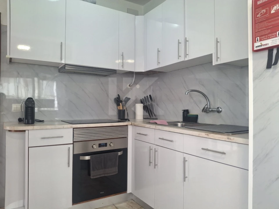 Apartamento T2 para Arrendamento em Funchal (Se) Foto 13