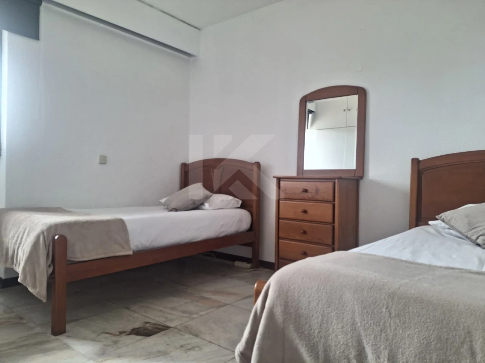 Apartamento T2 para Arrendamento em Funchal (Se) Foto 15