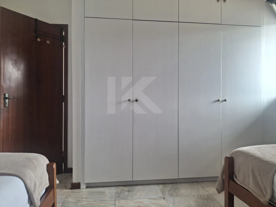 Apartamento T2 para Arrendamento em Funchal (Se) Foto 17