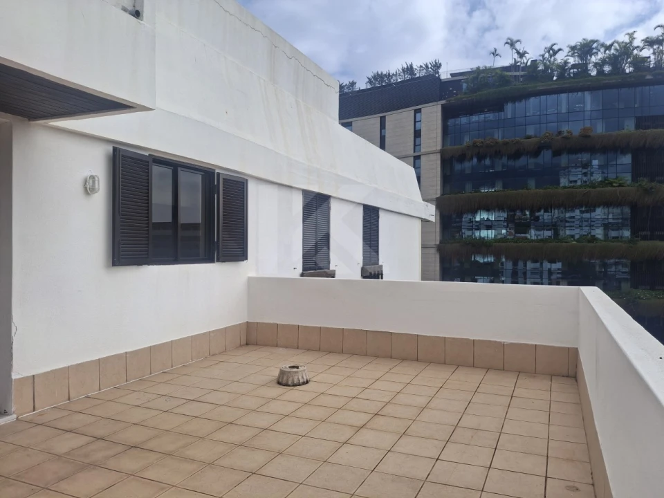 Apartamento T2 para Arrendamento em Funchal (Se) Foto 25