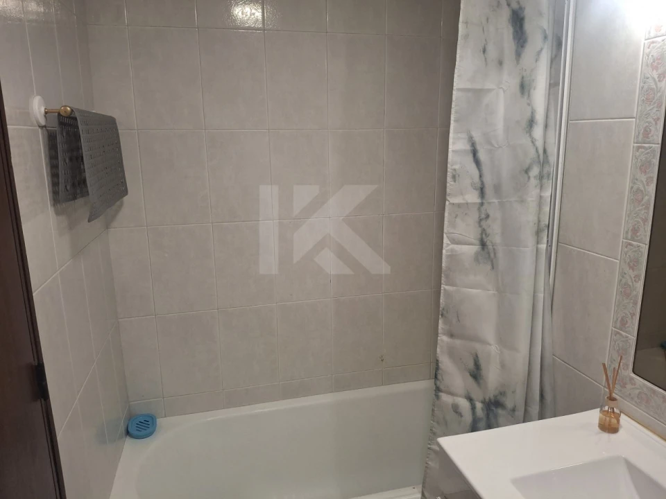 Apartamento T2 para Arrendamento em Funchal (Se) Foto 30