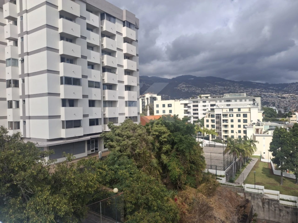 Apartamento T2 para Arrendamento em Funchal (Se) Foto 39