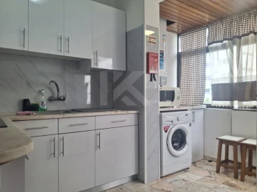 Apartamento T2 para Arrendamento em Funchal (Se)