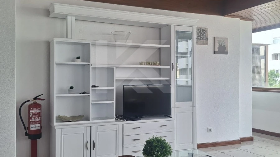 Apartamento T2 para Arrendamento em Funchal (Se)