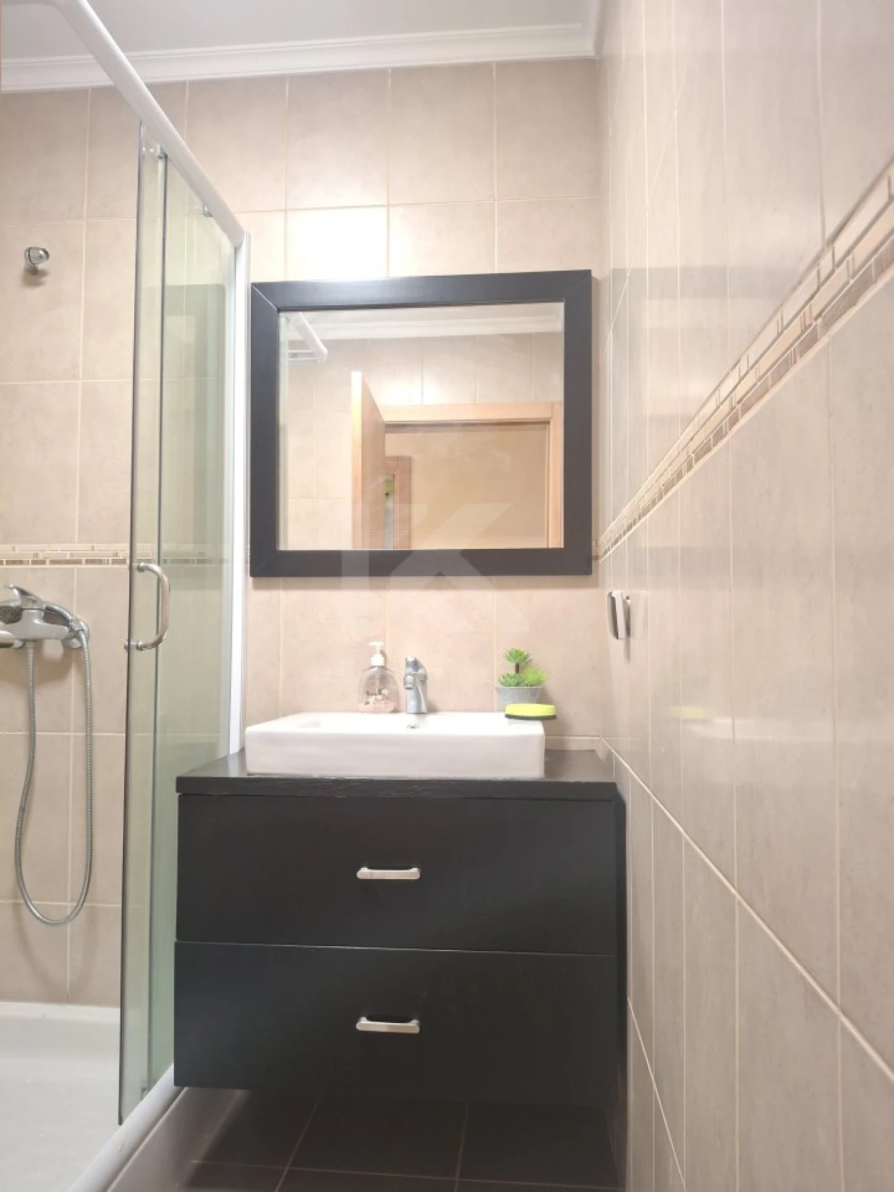 Apartamento T2 para Arrendamento em Canhas Foto 9
