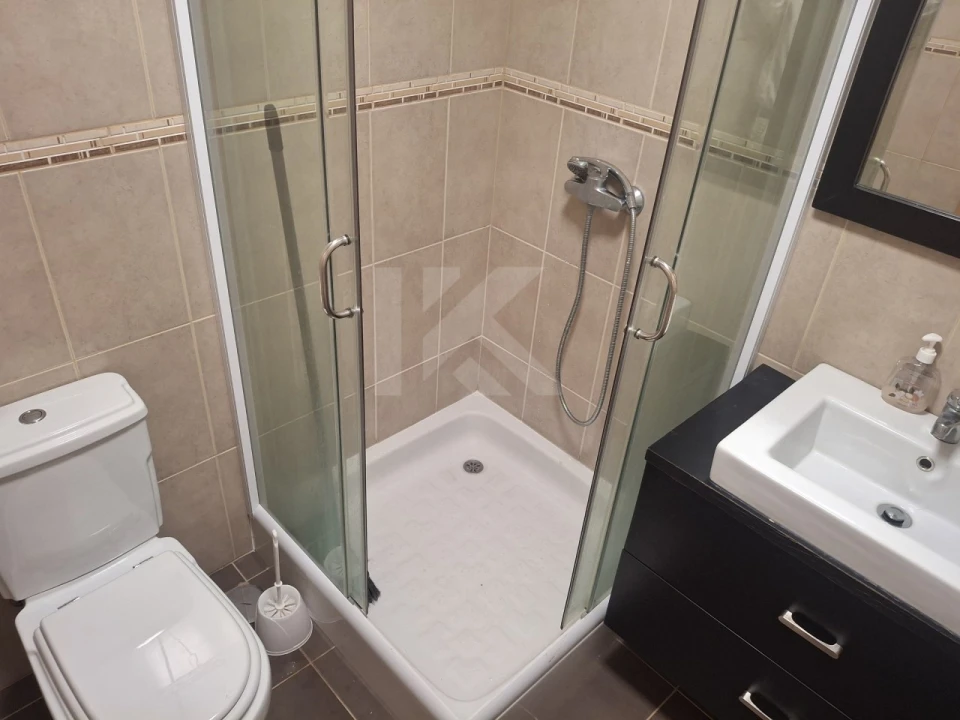 Apartamento T2 para Arrendamento em Canhas Foto 10