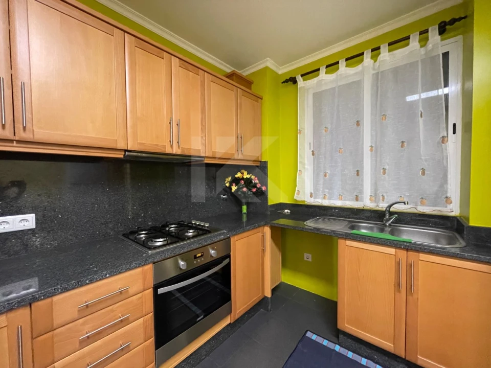 Apartamento T2 para Arrendamento em Canhas Foto 14