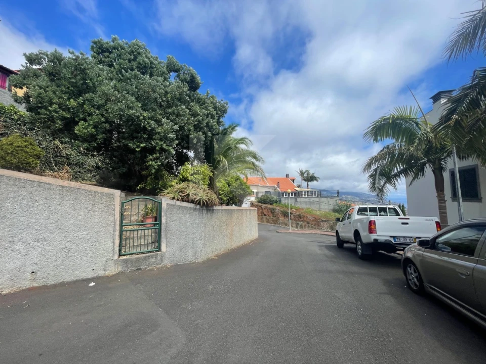 Apartamento T2 para Arrendamento em Canhas Foto 26