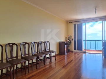 Apartamento T2 para Arrendamento em Canhas