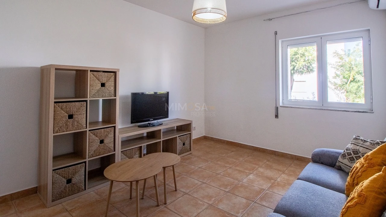 Apartamento T3 para Arrendamento em Lagos (São Sebastião e Santa Maria) Foto 3