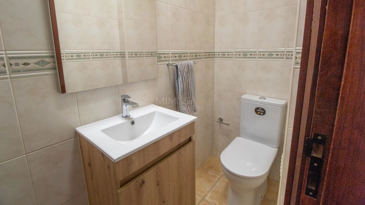 Apartamento T3 para Arrendamento em Lagos (São Sebastião e Santa Maria) Foto 10