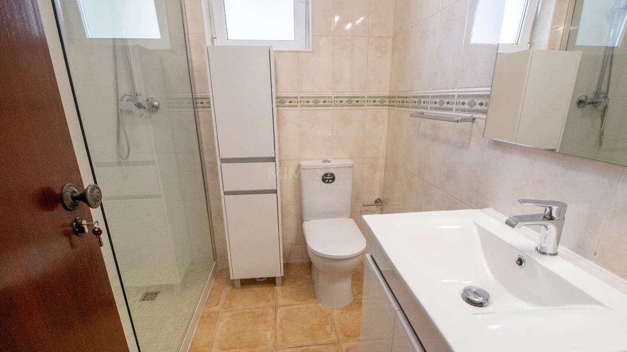 Apartamento T3 para Arrendamento em Lagos (São Sebastião e Santa Maria) Foto 19