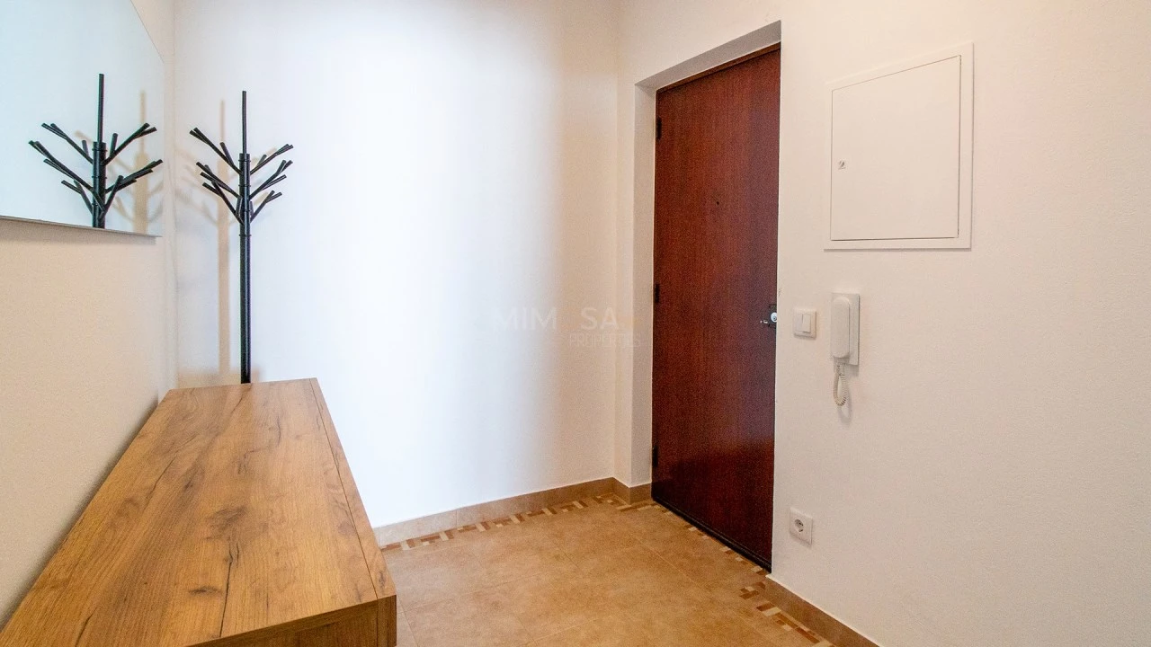 Apartamento T3 para Arrendamento em Lagos (São Sebastião e Santa Maria) Foto 24