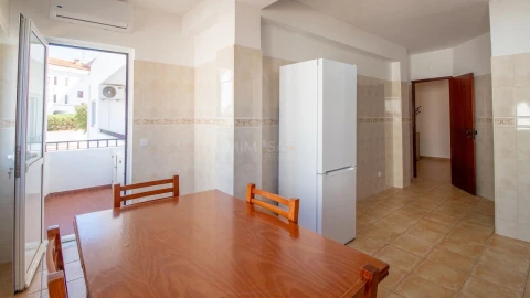 Apartamento T3 para Arrendamento em Lagos (São Sebastião e Santa Maria)