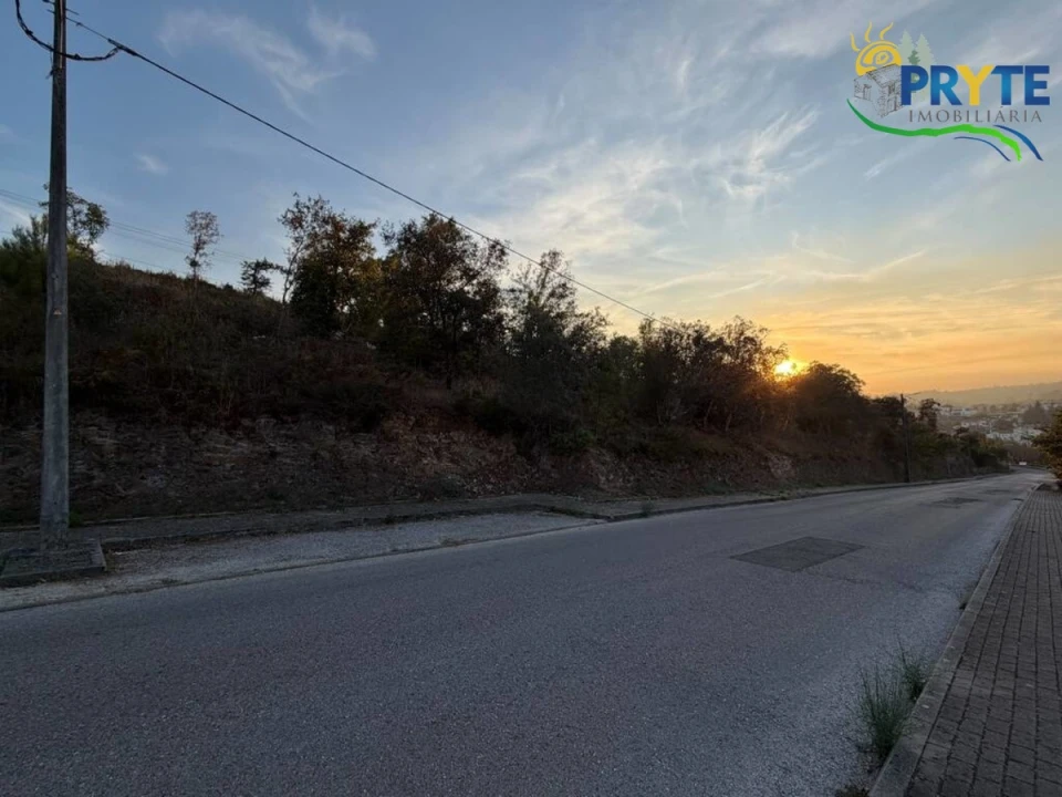 Terreno para Venda em Sertã Foto 3
