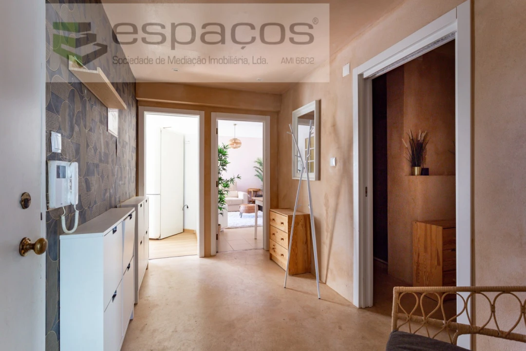 Apartamento T3 para Venda em Sacavém e Prior Velho Foto 3
