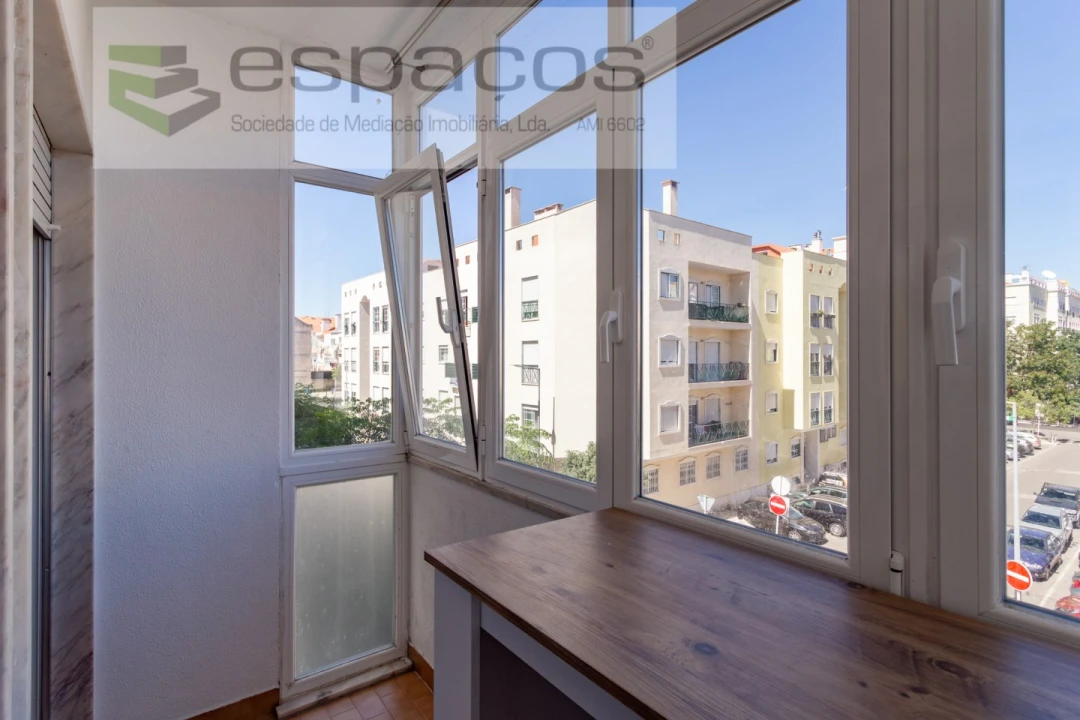 Apartamento T3 para Venda em Sacavém e Prior Velho Foto 21