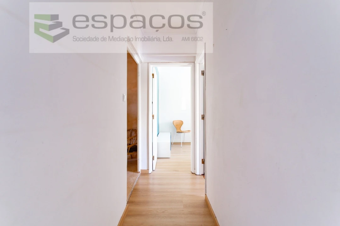Apartamento T3 para Venda em Sacavém e Prior Velho Foto 22