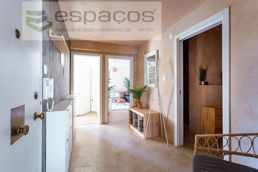 Apartamento T3 para Venda em Sacavém e Prior Velho Foto 28