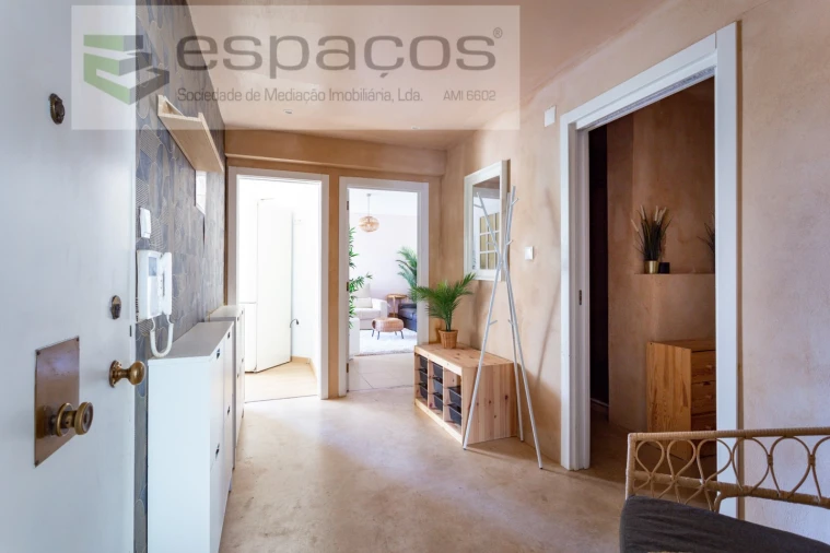 Apartamento T3 para Venda em Sacavém e Prior Velho Foto 28