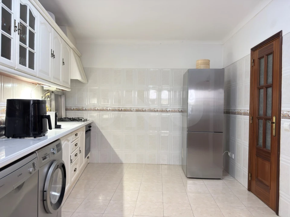 Moradia T4 para Venda em Azambuja Foto 14